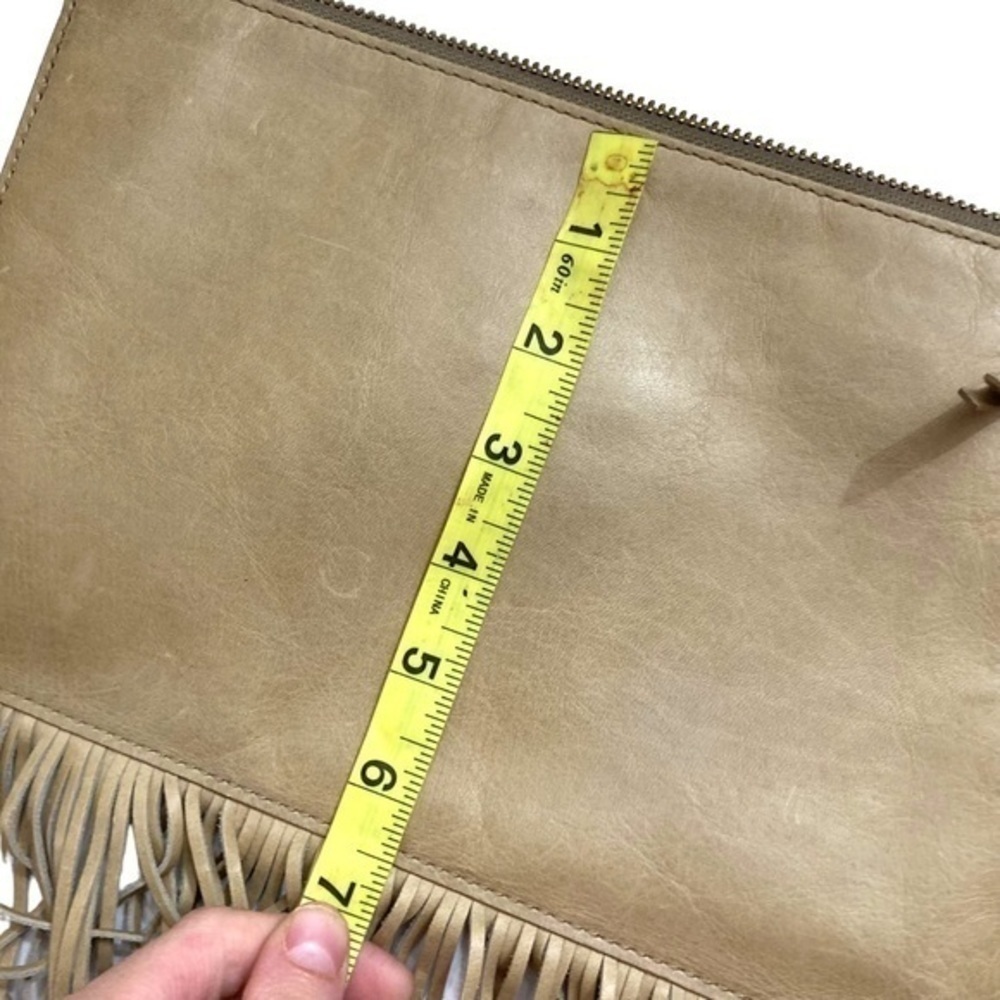 Madewell fringed clutch bag - Picture 4 of 5